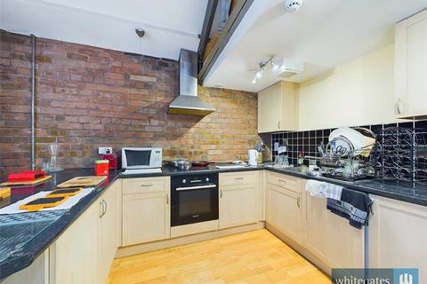 2 bedroom penthouse for sale, Broadgate House, 2 Broad Street, Bradford, West Yorkshire, BD1