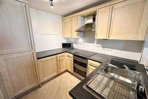 2 bedroom flat for sale, Simpson Apartments, Haworth Close, Savile Park, Halifax