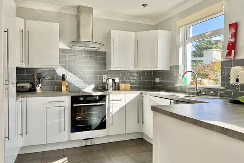 3 bedroom bungalow for sale, Flip Flops, Trevone, PL28