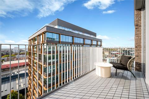 4 bedroom penthouse to rent, Nine Elms Lane, London, SW11