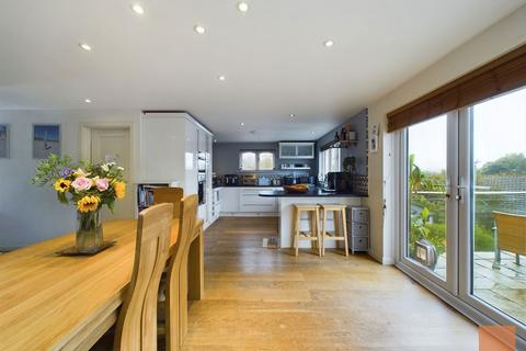 11 Burley Close, Truro, TR1 2EP