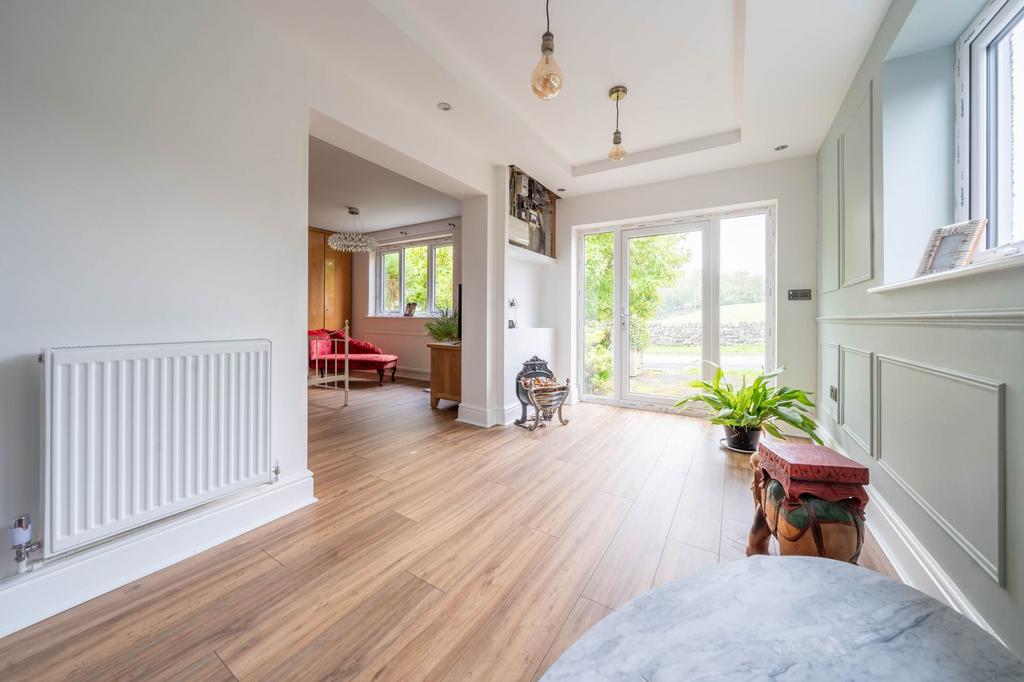 Kitchen/living area