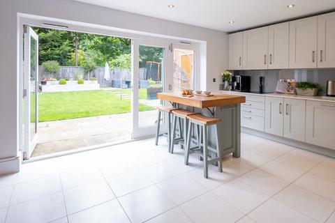 9 Badgers Close, Welford On Avon, Stratford-upon-avon, CV37 8FA