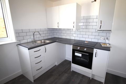 Studio to rent, Flat 13 High Street, Harlow CM17