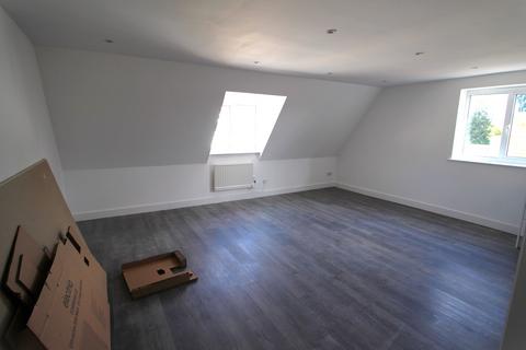 Studio to rent, Flat 13 High Street, Harlow CM17