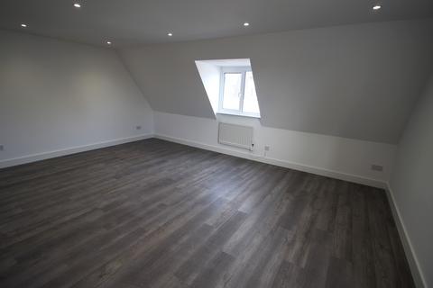 Studio to rent, Flat 13 High Street, Harlow CM17