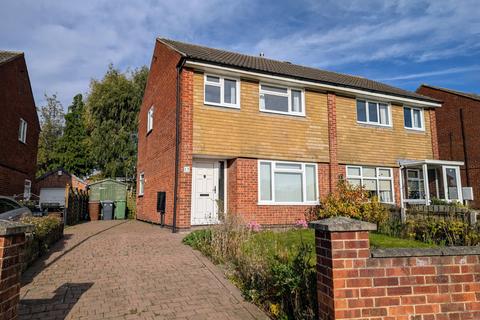 3 bedroom semi-detached house to rent, Haigh Side Drive, Rothwell, Leeds, West Yorkshire, LS26