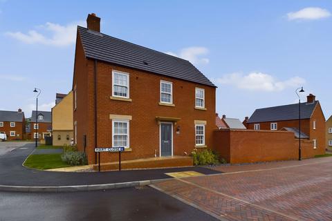 3 bedroom property for sale, Hart Close, Towcester, NN12