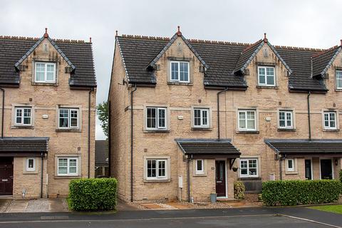 4 bedroom townhouse for sale, Clayton Fold, Burnley BB12