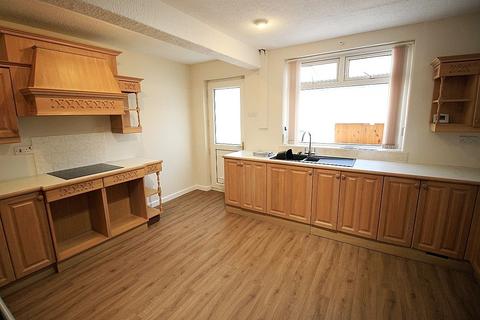 25 Jackson Crescent, Rawmarsh, Rotherham, S62 7EW