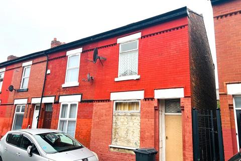 2 bedroom end of terrace house for sale, Cranswick Street, Manchester