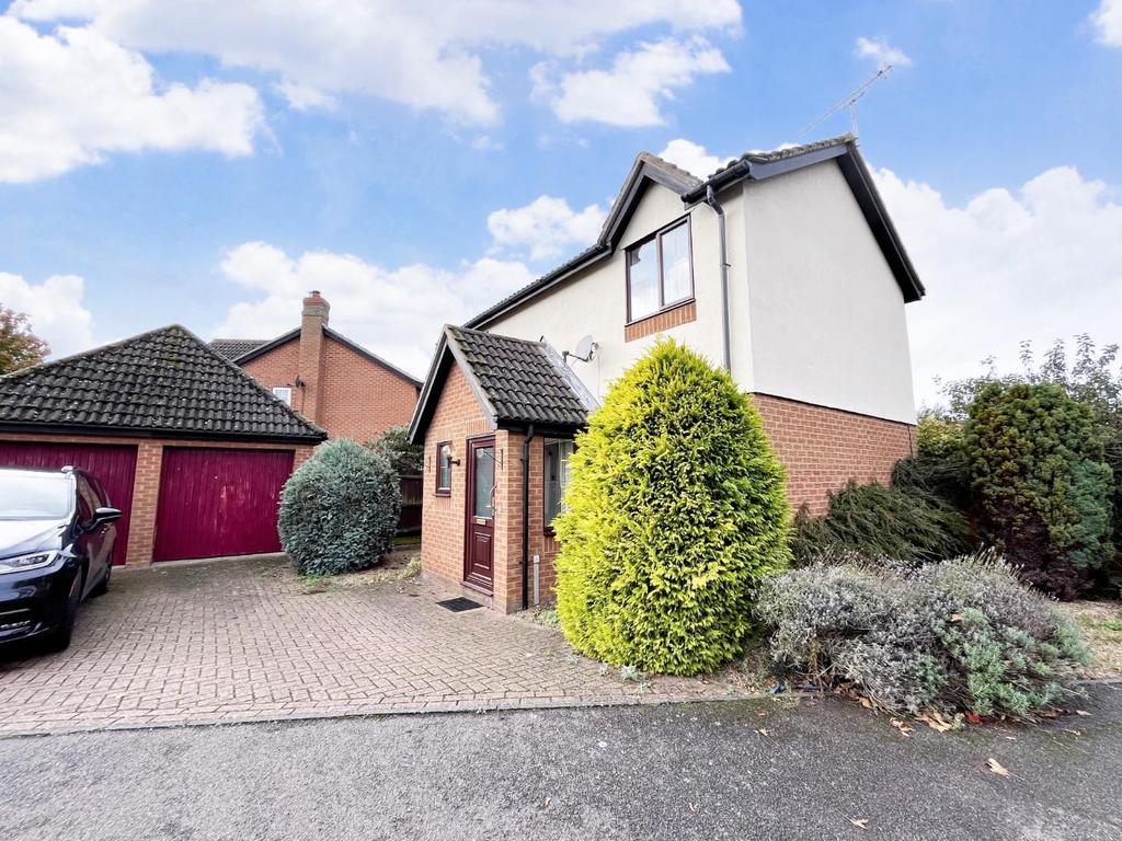 De Havilland Court, Bury St. Edmunds... 3 bed house for sale £280,000