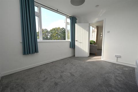 2 bedroom apartment for sale, Savoy Close, Birmingham B32