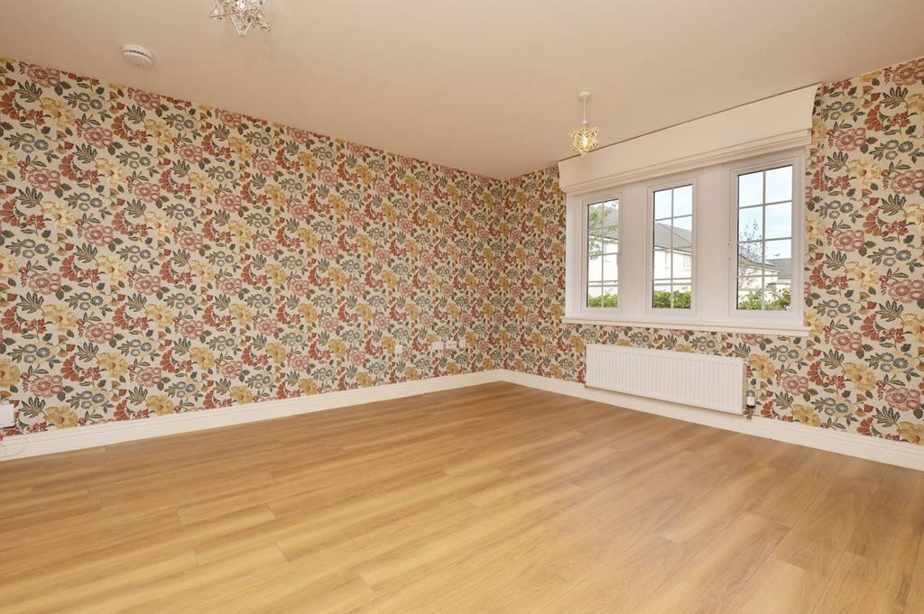 38 Kilburn Wood Drive, Roslin, EH25 9AA 4 bed semidetached house for