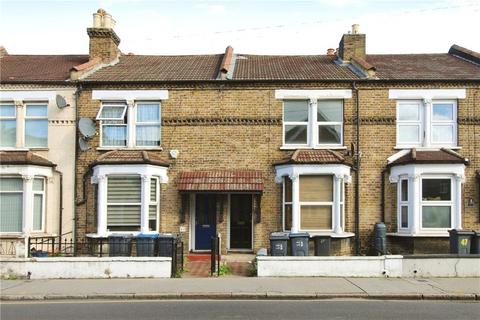 3 bedroom terraced house to rent, Southbridge Road, Croydon, CR0