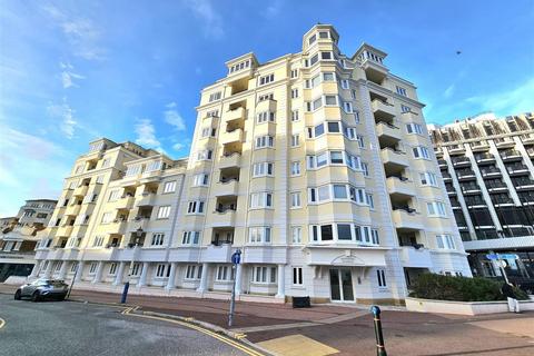 2 bedroom flat to rent, Grand Parade, Eastbourne BN21