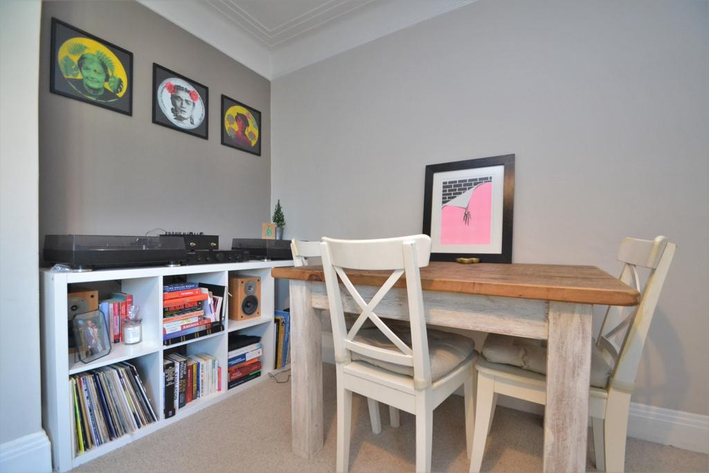Dining Area (1)