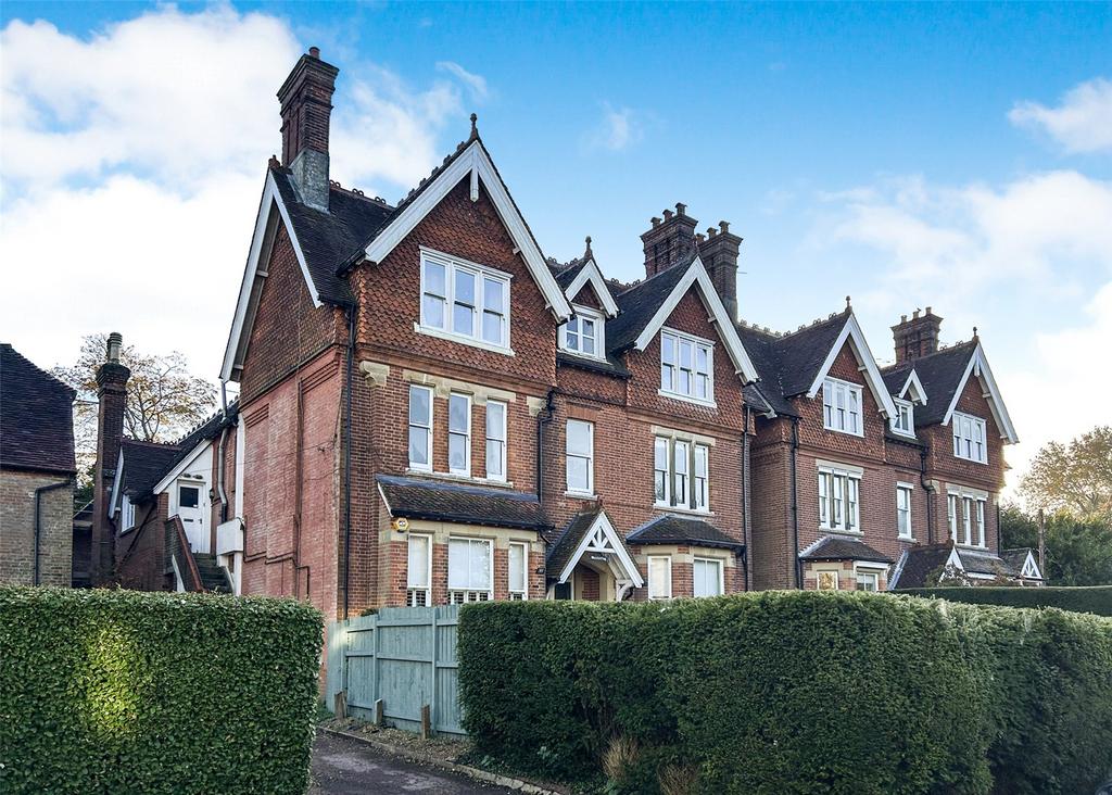 Down Road, Tunbridge Wells... 3 bed apartment to rent £1,650