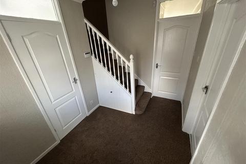 3 bedroom house to rent, Bromfield Crescent, Wednesbury