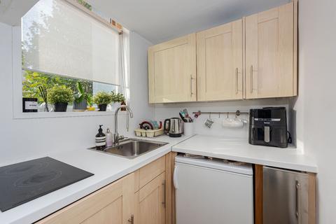 1 bedroom flat for sale, Talbot Road, London W2