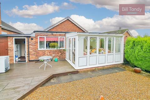 2 bedroom bungalow for sale, Brackenhill Road, Burntwood, WS7