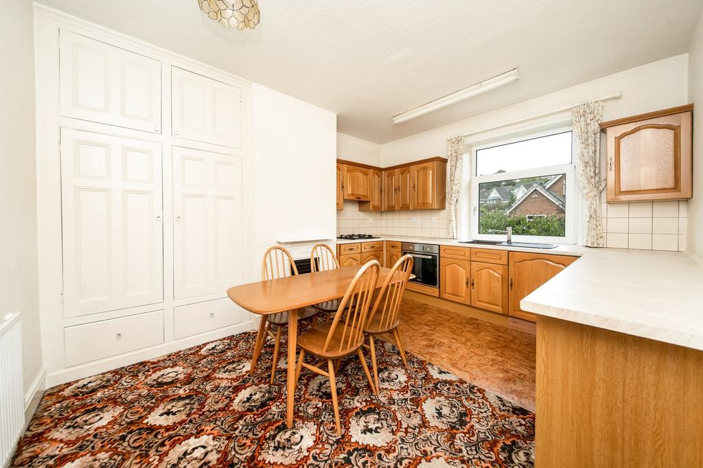 Apartment   dining kitchen