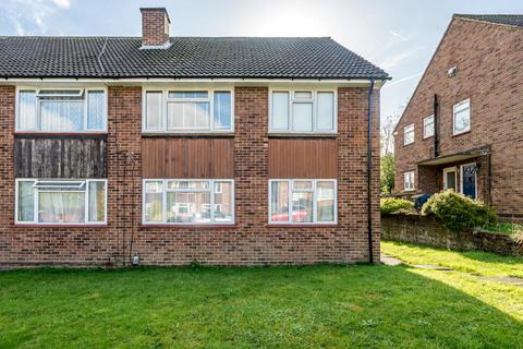 2 bedroom maisonette for sale, Chesham,  Buckinghamshire,  HP5