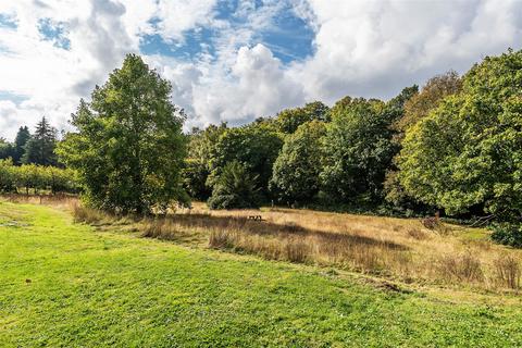 2 bedroom apartment for sale, DEEPDENE AVENUE, DORKING RH5