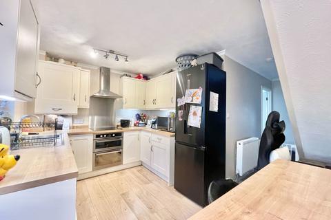 39 Tudor Close, Paignton, TQ4 7RF