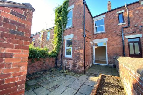 3 bedroom terraced house for sale, 4 Rainshaw Street, Royton