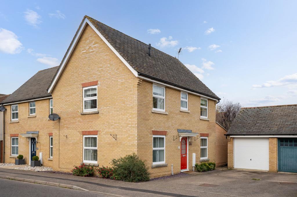 Pyrethrum Way, Willingham, CB24 3 bed semidetached house for sale £