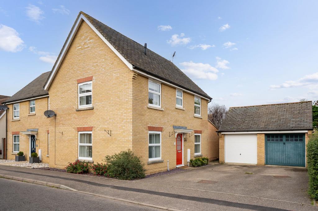 Pyrethrum Way, Willingham, CB24 3 bed semidetached house for sale £