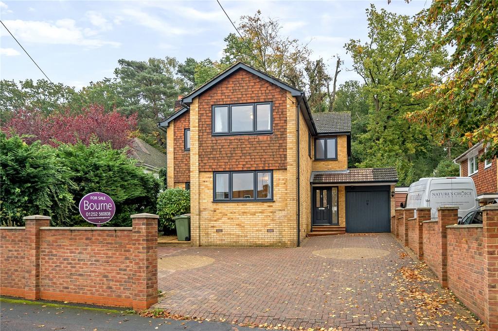 Hutton Road, Ash Vale GU12 5 bed detached house for sale £950,000