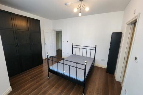 3 bedroom apartment to rent, Avignon Road, 60 Avignon Road, Brockley