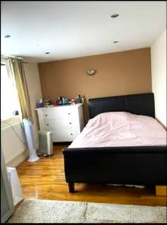 1 bedroom in a house share to rent, Rutland Road, Ilford IG1