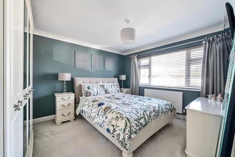 20 Hall Orchards Avenue, Wetherby, LS22 6SN