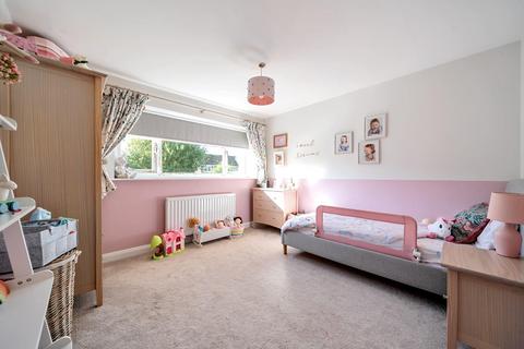 20 Hall Orchards Avenue, Wetherby, LS22 6SN