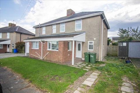 3 bedroom semi-detached house to rent, The Crescent, Seghill