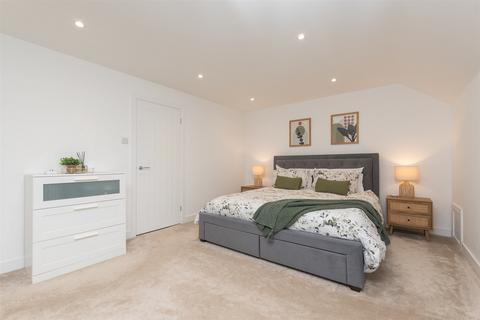 3 Cheshunt Close, Meopham, Gravesend, DA13 0HU