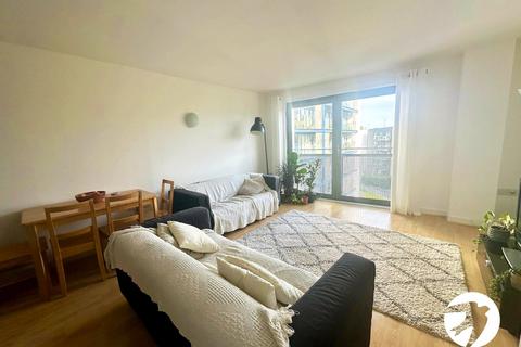 2 bedroom flat for sale, Deals Gateway, London, SE13