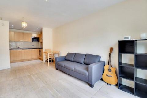 1 bedroom apartment to rent, Mannock Close, London