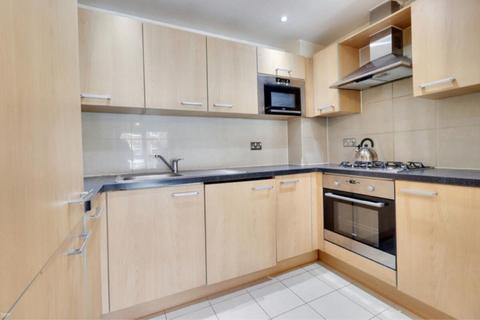 1 bedroom apartment to rent, Mannock Close, London