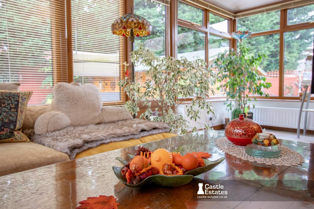 Living &amp; Dinning