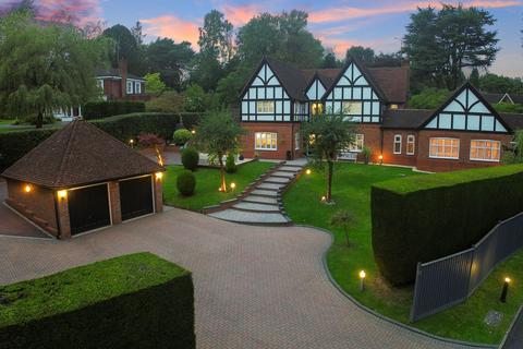 5 bedroom detached house for sale, Brookwood Drive, Barnt Green, Birmingham B45 8GG