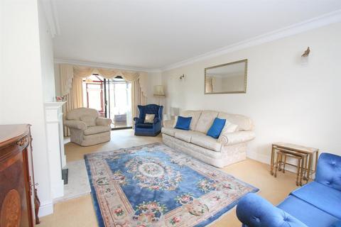 5 bedroom detached house for sale, Wellfield Gardens, Carshalton SM5