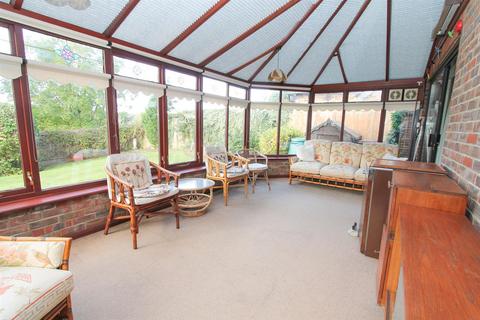 10 Wellfield Gardens, Carshalton, SM5 4EA