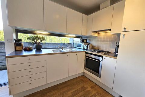 2 bedroom flat for sale, Barmeston Road, London, SE6