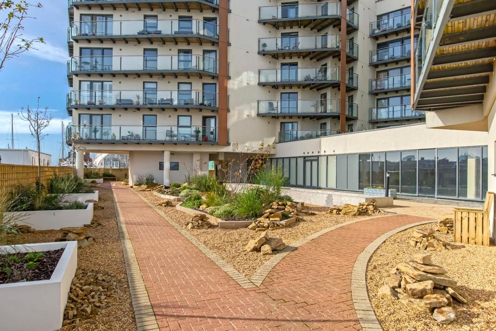 77 Mariner Point 3.jpg