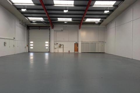 Warehouse to rent, Milton Keynes MK16