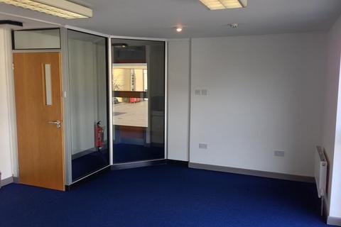 Warehouse to rent, Milton Keynes MK16